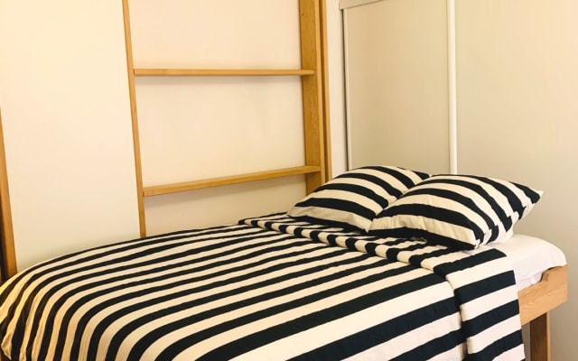 Charming Paris Getaway Near Park & Popular Parisen Weekend Gay Bar