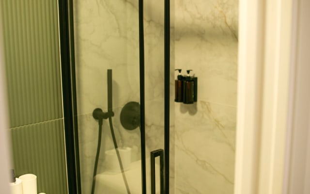 House Lyrata Comfort & Design 13