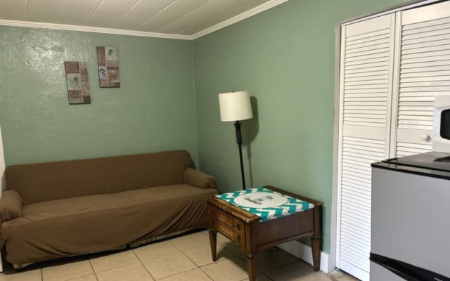 1BR/1BA Apartment | Playground | Downtown SRQ | Siesta Key | 10% Off