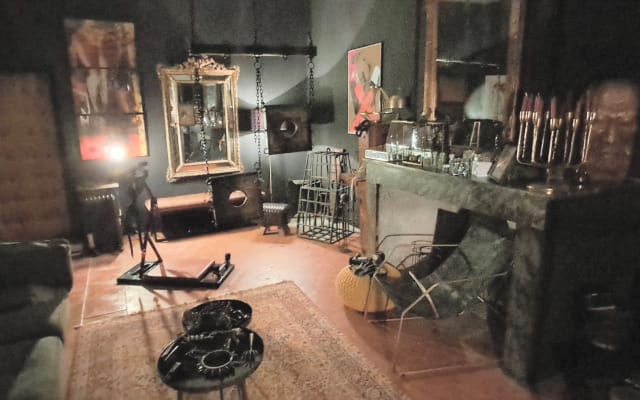 Love room Perpignan bdsm Donjon 30mn de Perpignan