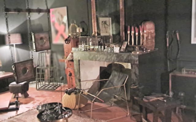 Love room Perpignan bdsm Donjon 30mn de Perpignan