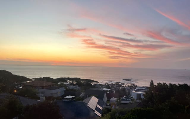 Private room with beautiful ocean views - Picture 7