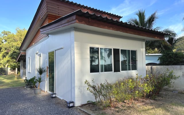 Turtle Beach House TWO, Thai Mueang Beach in Thailand