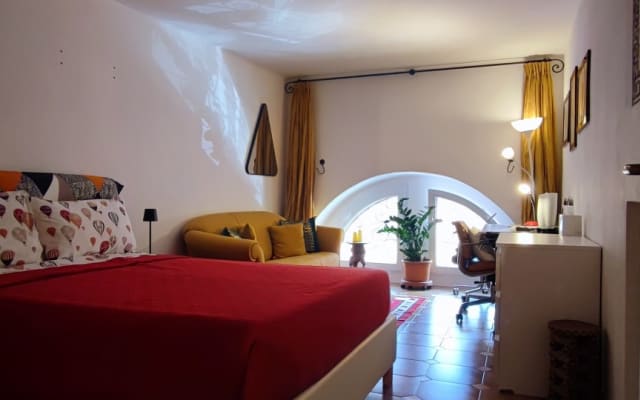 Arch Room Termini Train Station city center