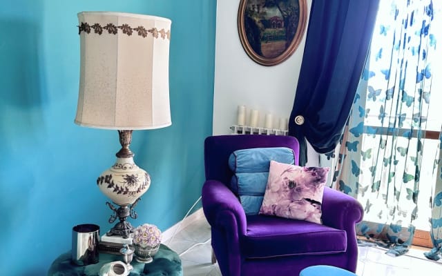 Seb's Flat with Sun & Colors, Wi-Fi, AC, Smart TV, 10min from Syracuse