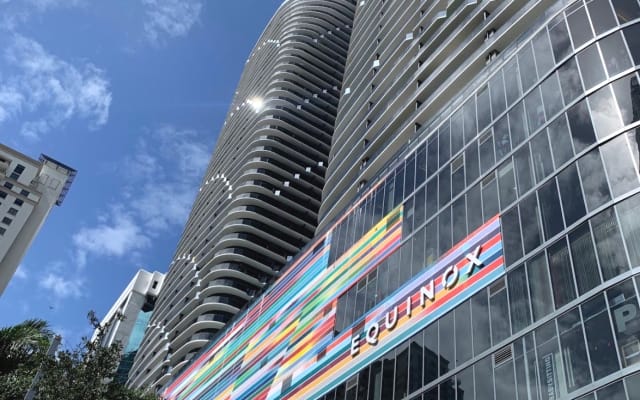 Luxury in the heart of Brickell with amazing views & amenities