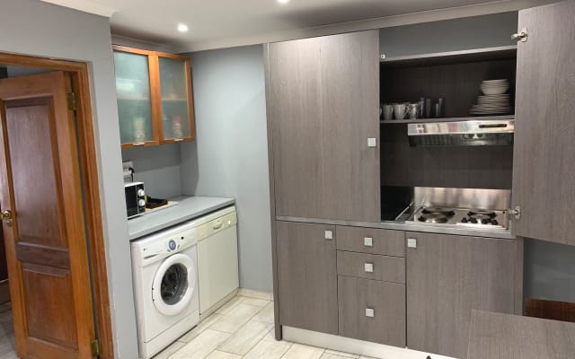 Yaniv's listing on misterb&b - Kitrchenette
