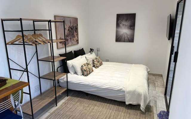 Bright Studio Apartment in the heart of Sandton