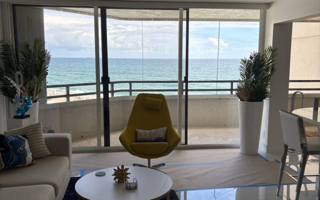 Condomínio de luxo com 2 quartos e 2 casas de banho a poucos passos da 