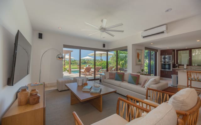 Apartment on the golf course next to punta mita beach