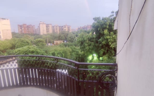 Cozy Homes Studio Apartments Home stay in New Delhi India freedom