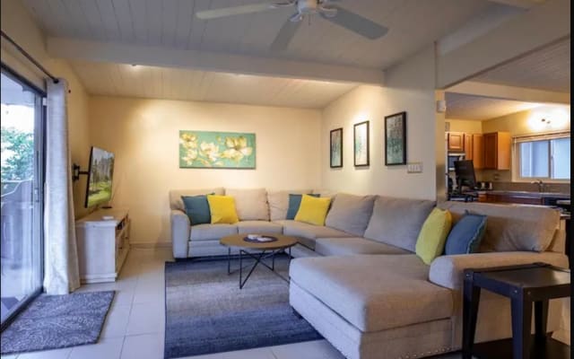 Maison confortable, piscine privée/spa, Bed1of2