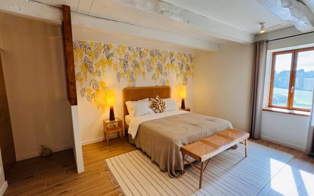 Come and recharge your batteries in a luxurious haven of peace in the...