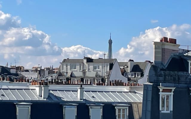 Grande chambre avec vue dans colocation gay