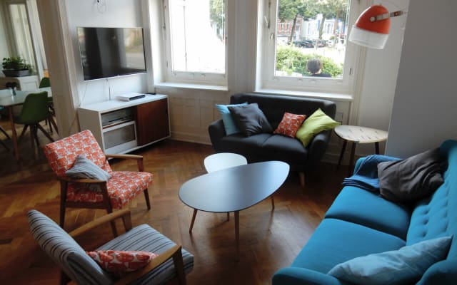 Habitación tranquila en piso acogedor y céntrico