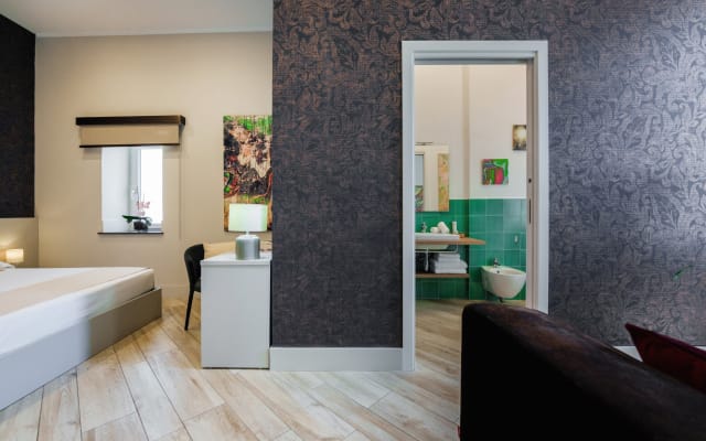 Your room in the heart of Naples