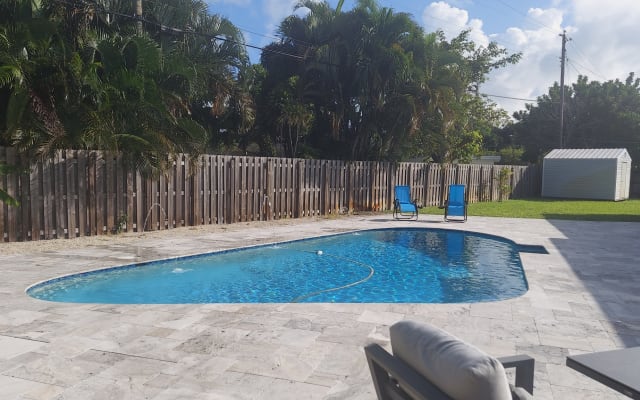 Heart of Wilton Manors - Studio w/Private Entry & Pool Access