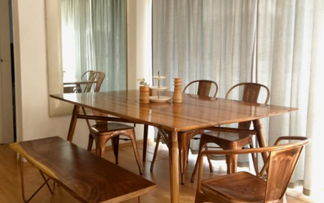 Schöne Wohnung neben dem Park