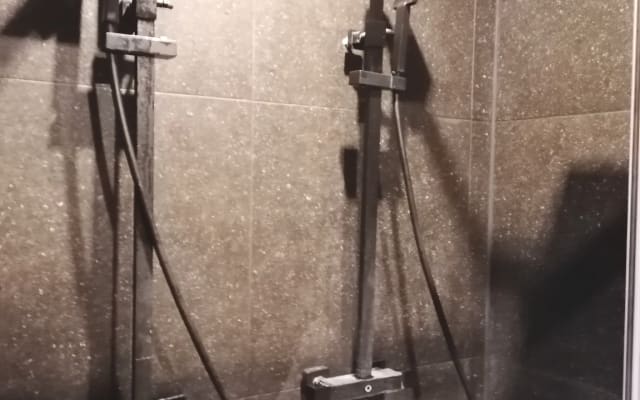 Benjamin's listing on misterb&b - Double douche