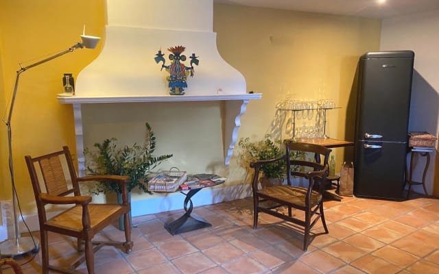Alloggio di charme nel cuore di un villaggio cataro nella selvaggia...