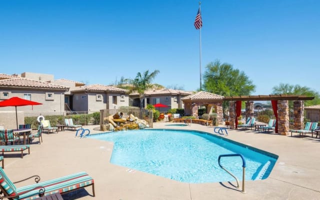 Charmante 1-Bett-Eigentumswohnung in Fountain Hills mit Wüstenblick