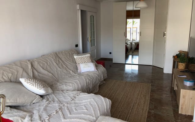 Apartamento en primera línea de mar con terraza en la azotea y piscina - Foto 16