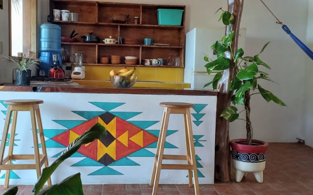 Hermosa casa-cabaña con vista al Océano