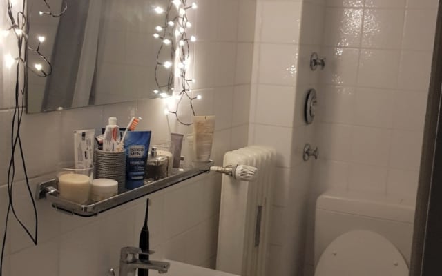 Une chambre séparée centrale dans le Glockenbach avec cheminée