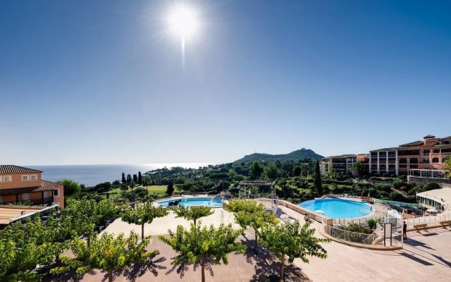 Wohnung in Cap Esterel mit atemberaubendem Blick auf das Meer