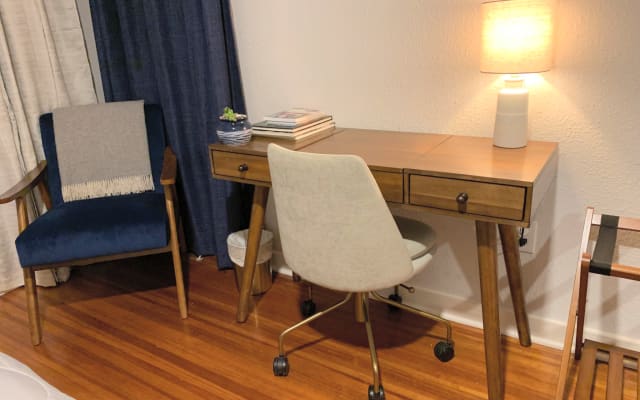 Private room in the gayborhood