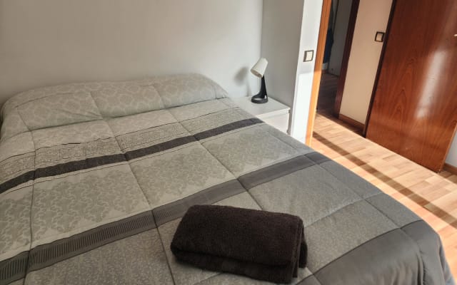 Appartement lumineux avec une très bonne ambiance et une bonne...