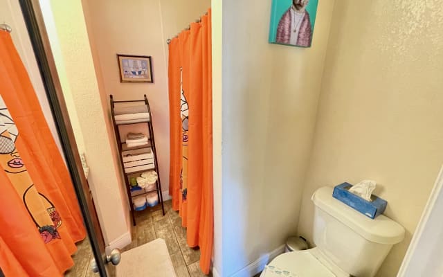 Charming New Studio - Minutes to Convention Center, Disney & Intl' Dr.