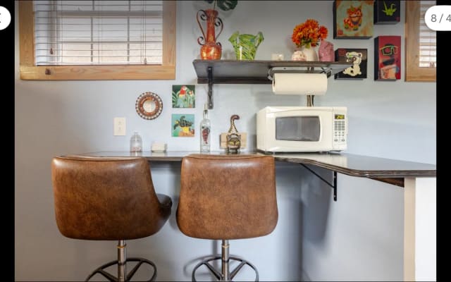 Cozy & Private Studio Guesthouse near DownTown