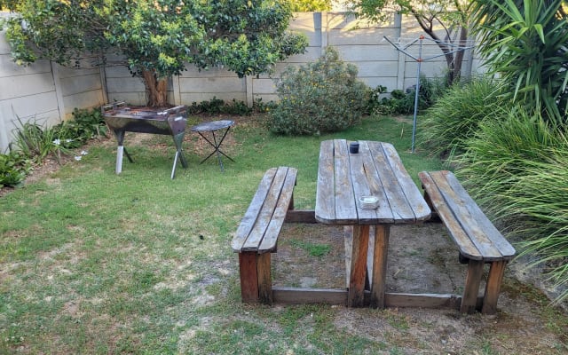 Private room in Gordon's Bay