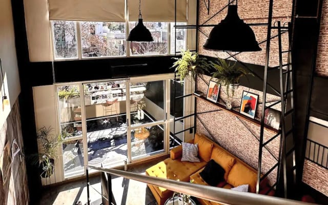 Plaza Serrano: Architect’s NYC loft by airesB&B