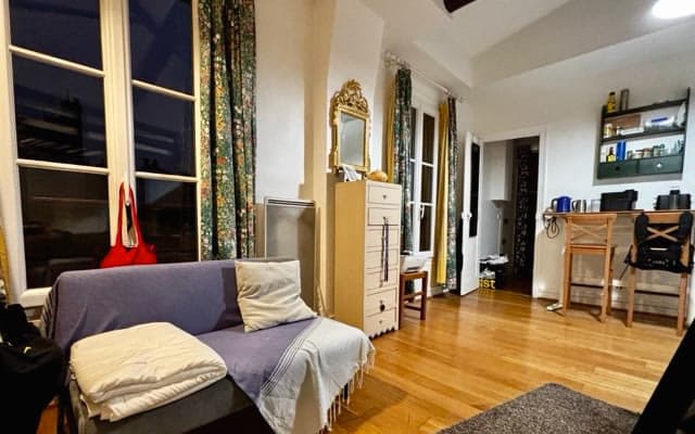 Lovely, typically Parisian loft a stone's throw from the Champs Élysées