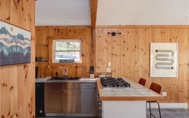 Moderne, ruhige & saubere Catskills Cabin - der perfekte Urlaub!