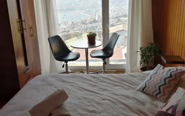 Doppelzimmer mit eigenem Bad und Blick auf die Bucht - Foto 14