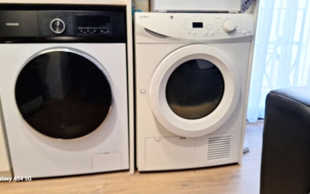 Fernandos Inserat auf misterb&b - Washer and Dryer