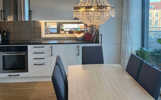 L'annuncio di Lars su misterb&b - The kitchen
