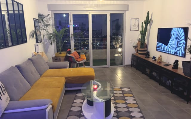 Zimmer in moderner Wohnung