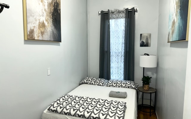 Votre perchoir en ville : Chambre douillette avec vue sur les oiseaux