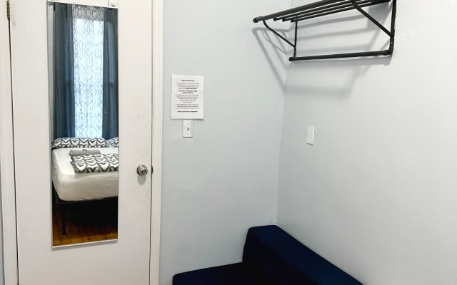 Votre perchoir en ville : Chambre douillette avec vue sur les oiseaux