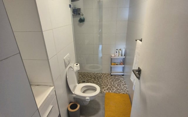 Feel safe and at home in trendy Obs