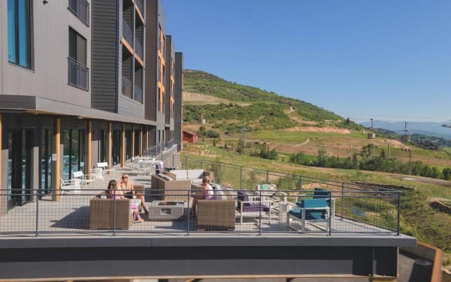 Su escapada serena en Park City Slope Side Condo - Canyons Village