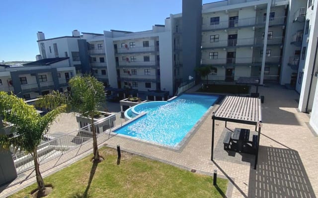 Apartamento com óptima vista para o pôr do sol
