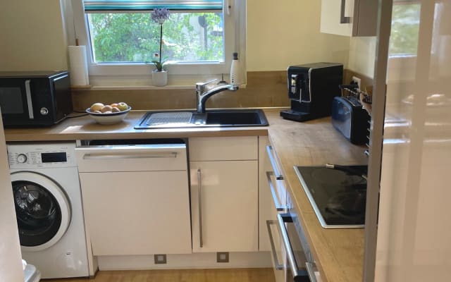 Accogliente camera per gli ospiti vicino al fiume!