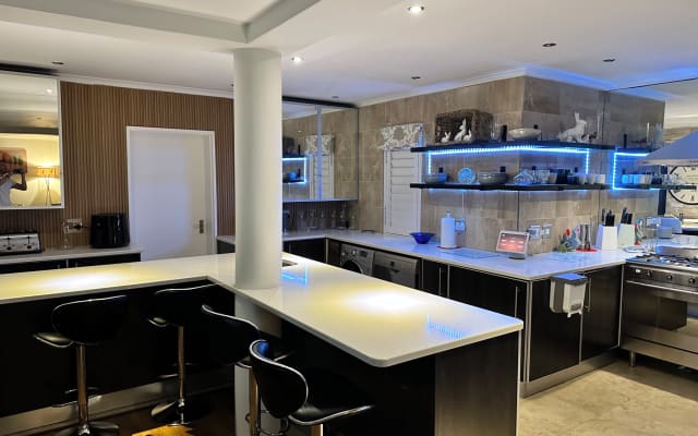 Spacious bedroom with en suite bathroom