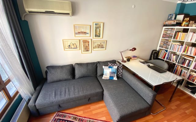 Cozy Apartment in the Lively Heart of Moda