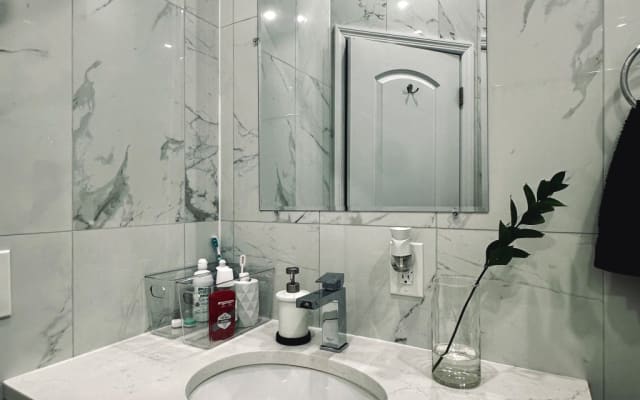 Canapé-lit dans une chambre partagée, 25 min de NYC